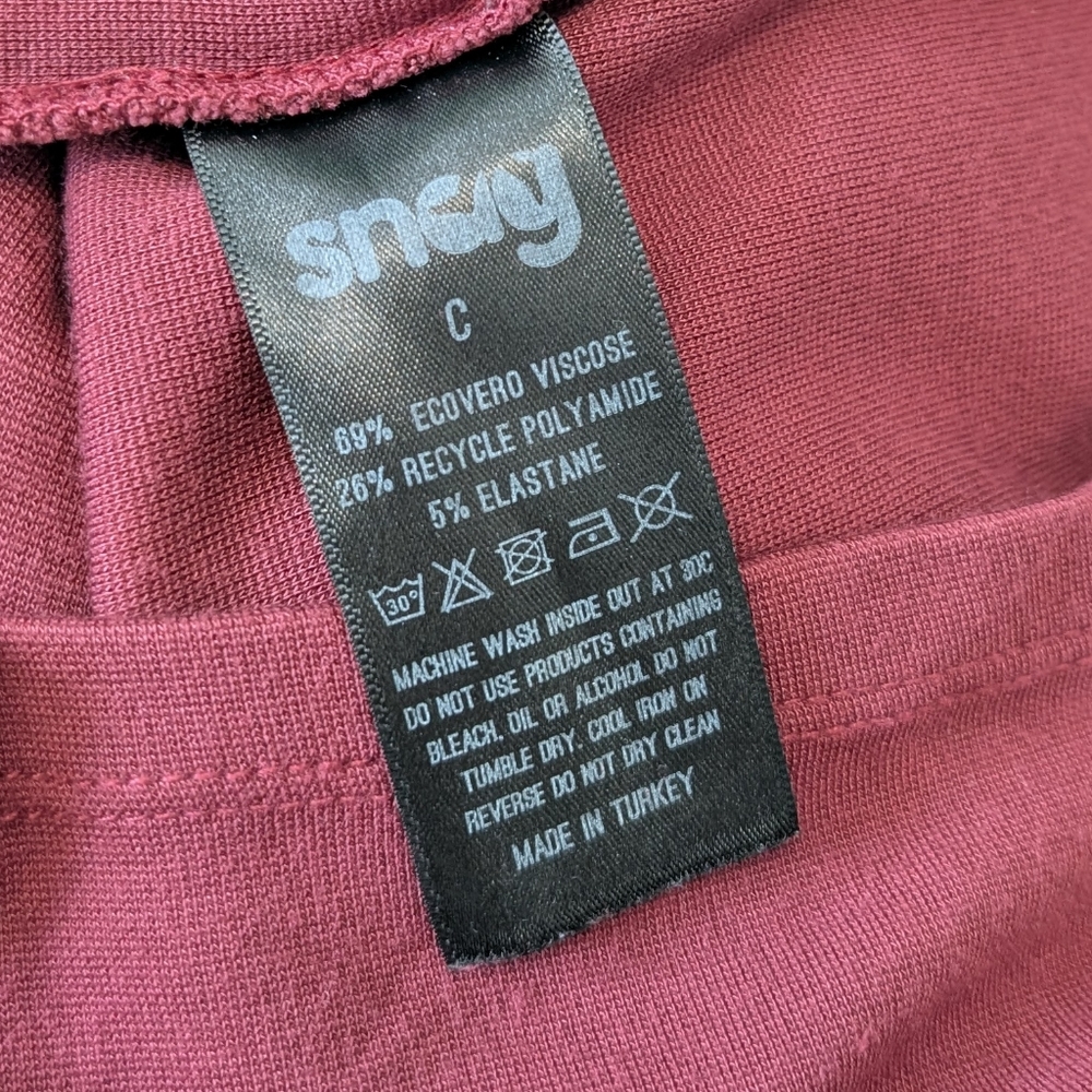 Burgundy Snag US Pocketed Pencil Skirt - Picture 4 of 5